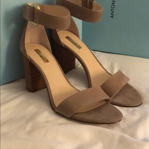 Louise et cie block heels